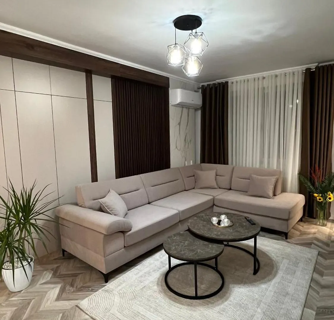 Erlaiden Apartment Shkoder 0*,