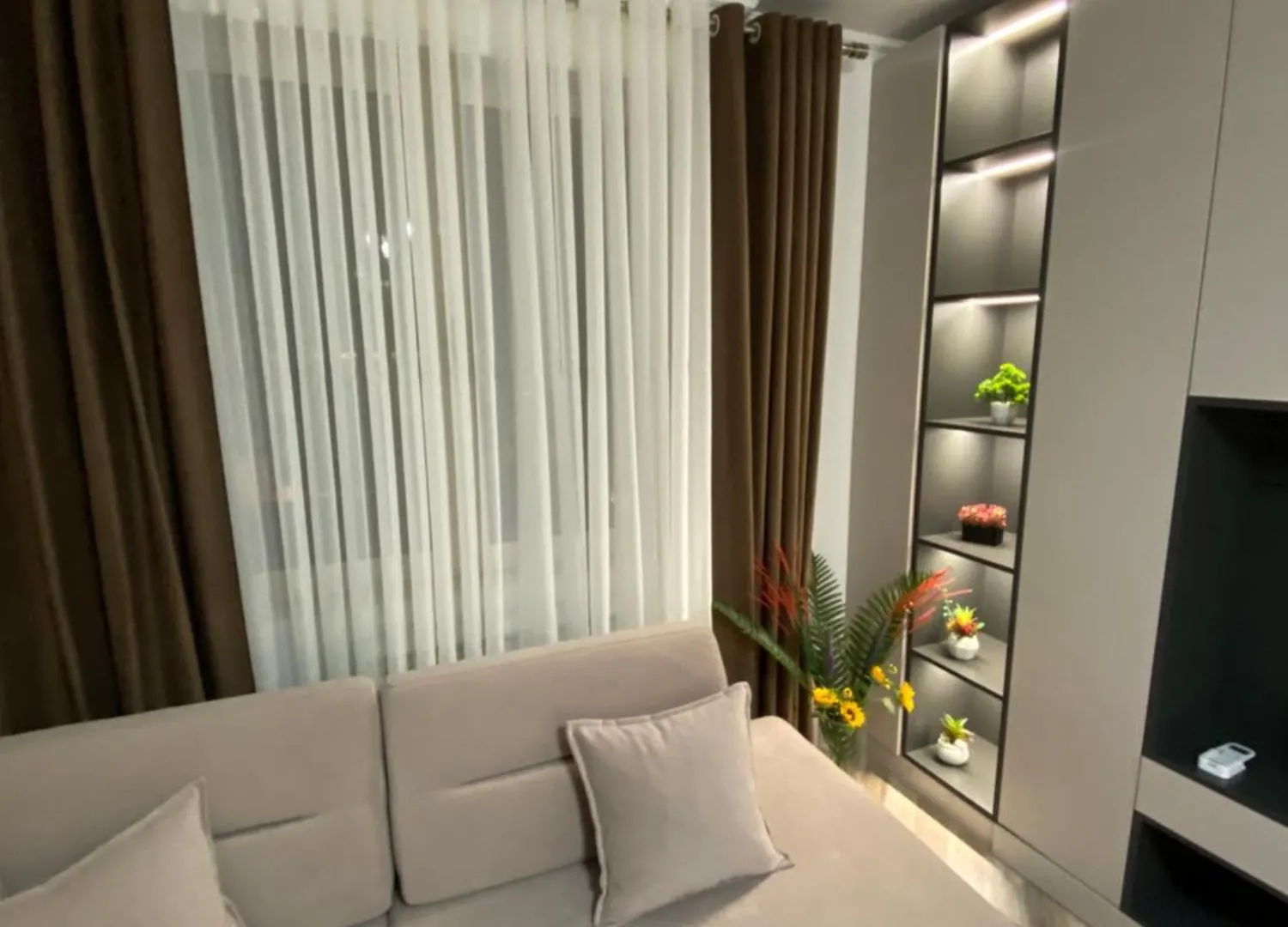Erlaiden Apartment Шкодер 0*,